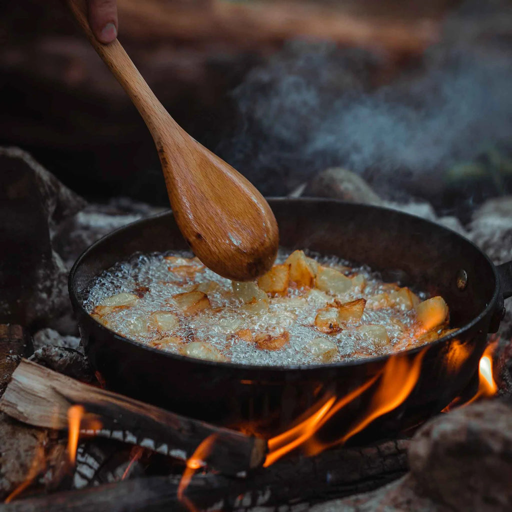 GUIDECAST FRYING PAN 8